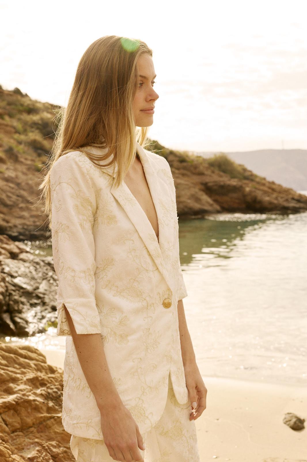 MILOS SUIT LITE WHITE