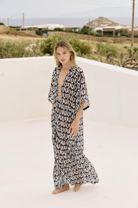 Dori dress Black & White