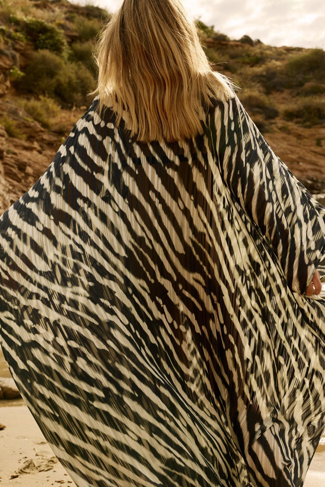 Angi dress Black & White