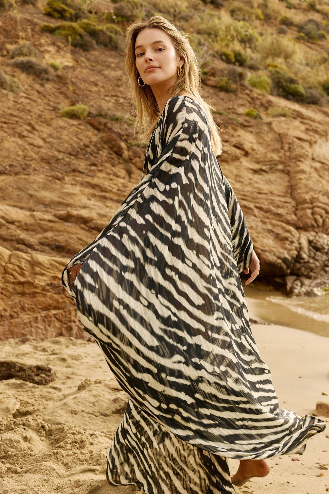 Angi dress Black & White